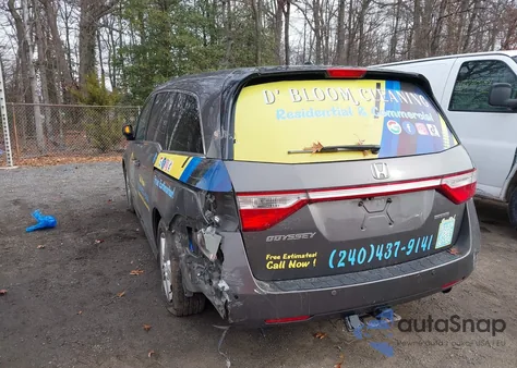 2011 Honda Odyssey Touring/Touring Elite z USA, uszkodzony, nr VIN 5FNRL5H95BB089518